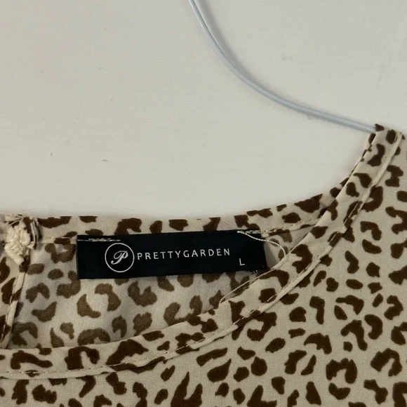 Pretty Garden Leopard Print Puff Sleeve Dress - Picture 3 of 3